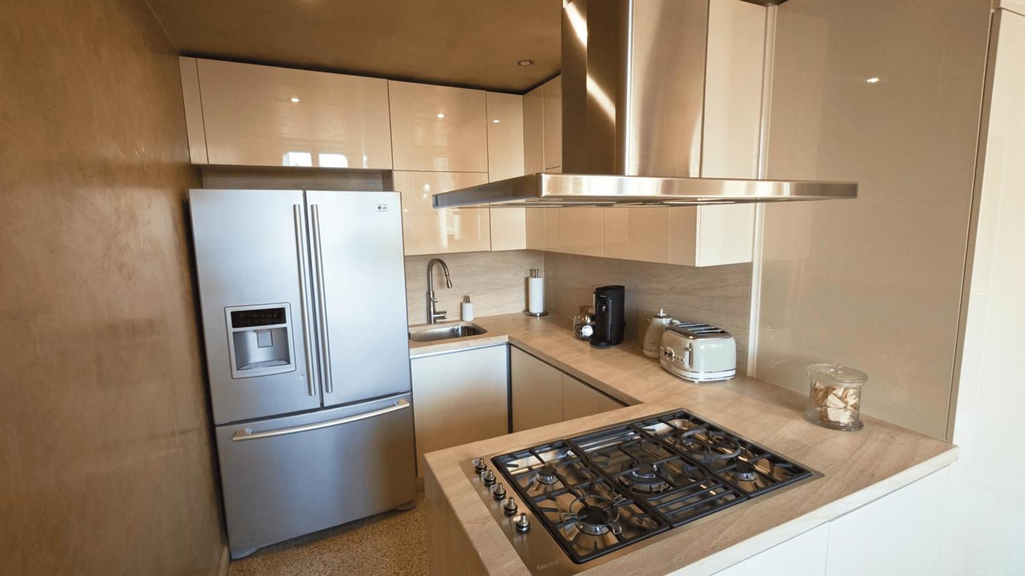 Opera Luxury Apartment *